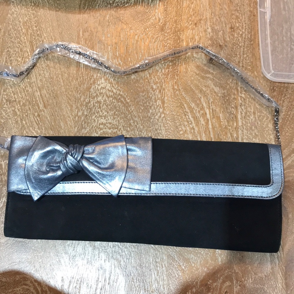 Black/Gray Clutch